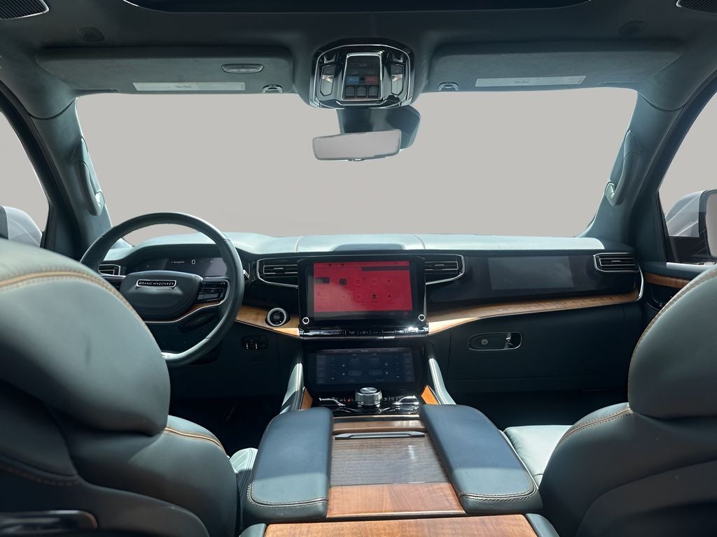 2022 Jeep Grand Wagoneer Series III