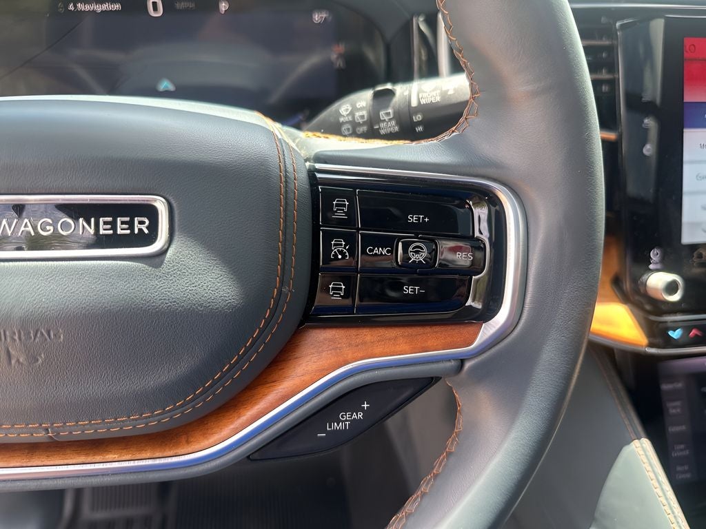 2022 Jeep Grand Wagoneer Series III