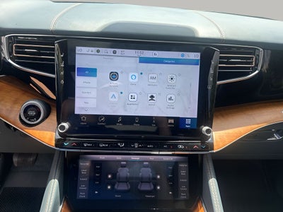 2022 Jeep Grand Wagoneer Series III