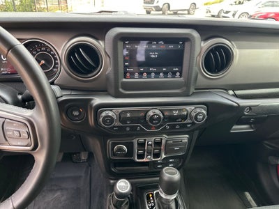 2021 Jeep Gladiator Willys