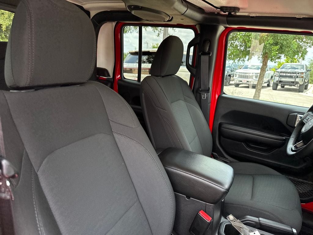 2021 Jeep Gladiator Willys