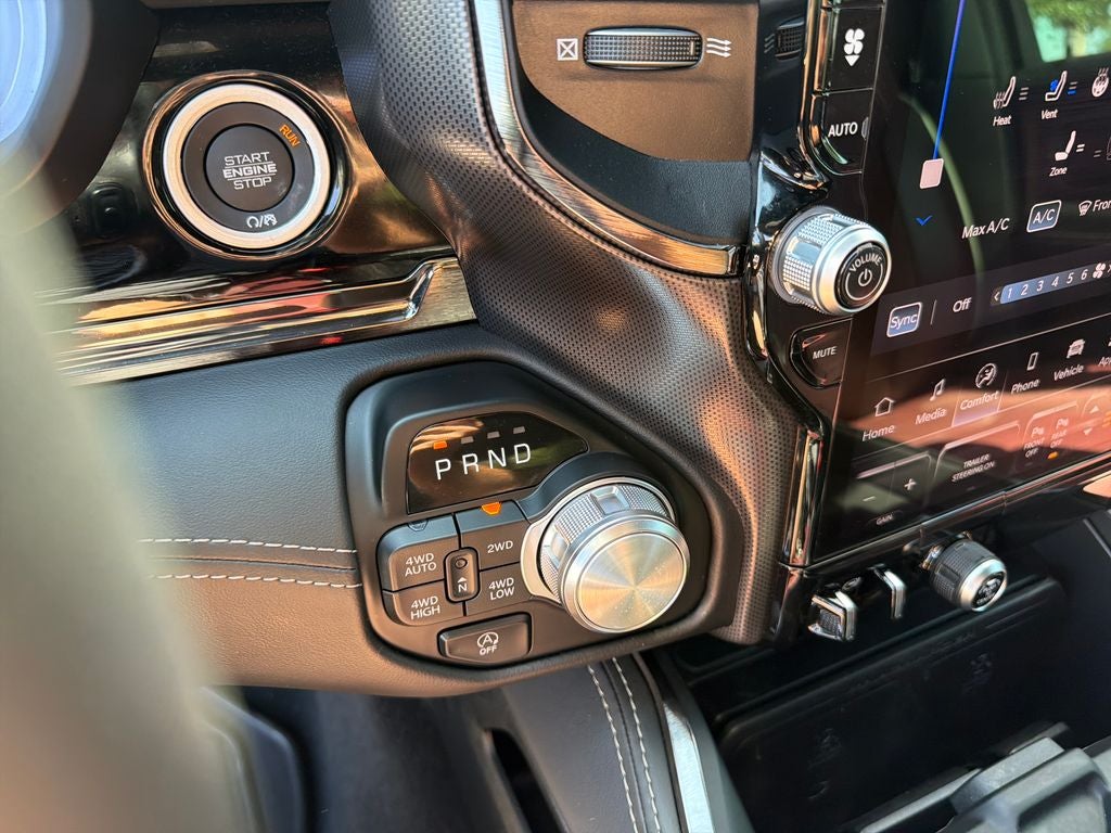 2025 RAM 1500 Limited