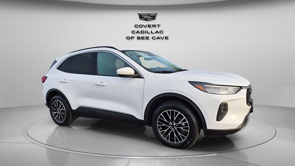 2023 Ford Escape Plug-In Hybrid Base