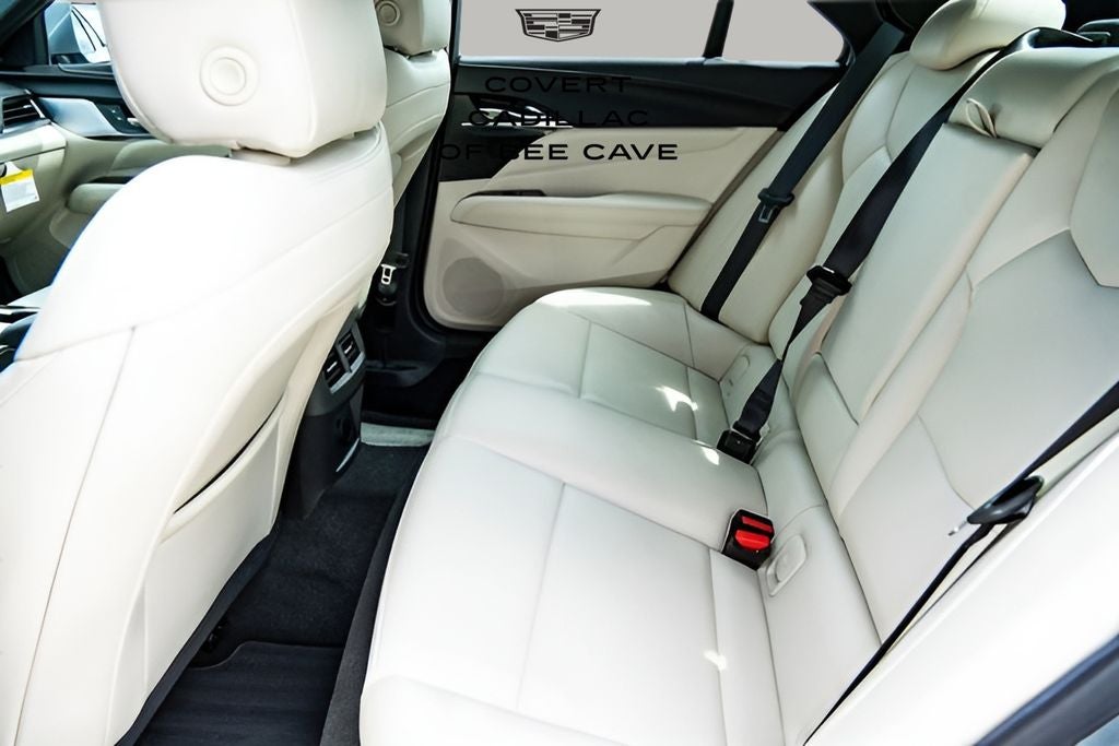 2023 Cadillac CT4 Luxury