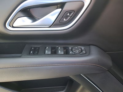 2022 GMC Yukon XL AT4