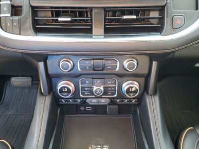 2022 GMC Yukon XL AT4