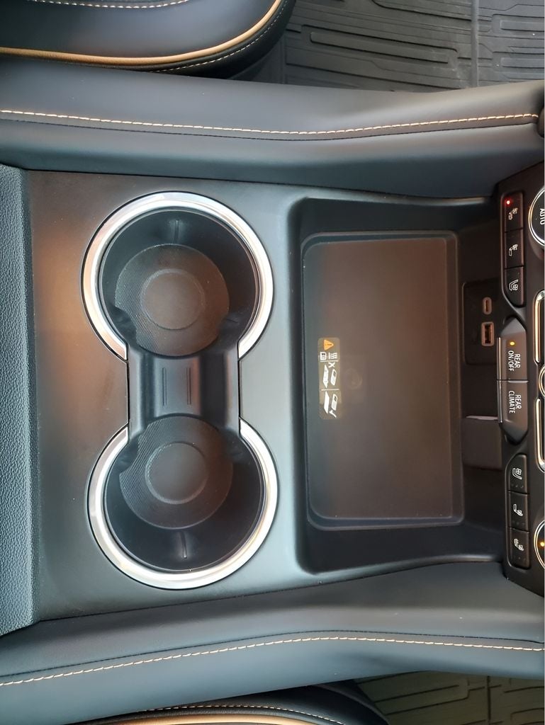 2024 GMC Yukon XL AT4