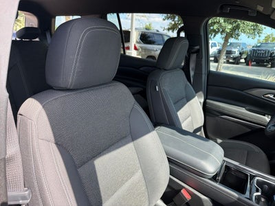 2024 Chevrolet Traverse LS