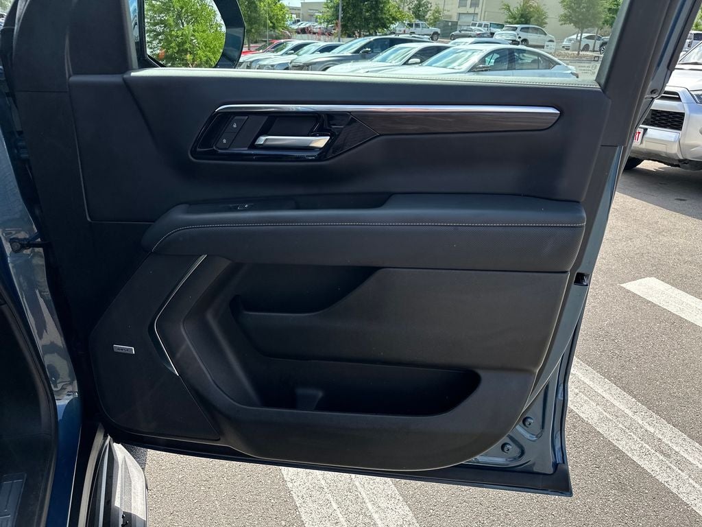 2025 Chevrolet Tahoe Premier