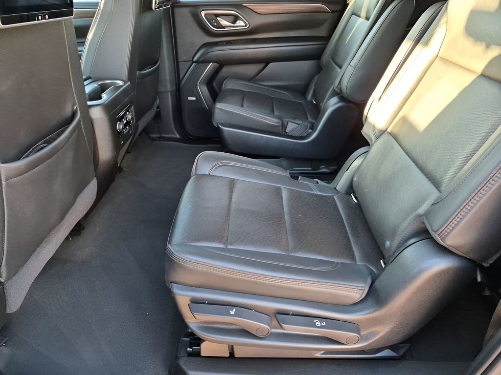 2021 Chevrolet Suburban High Country