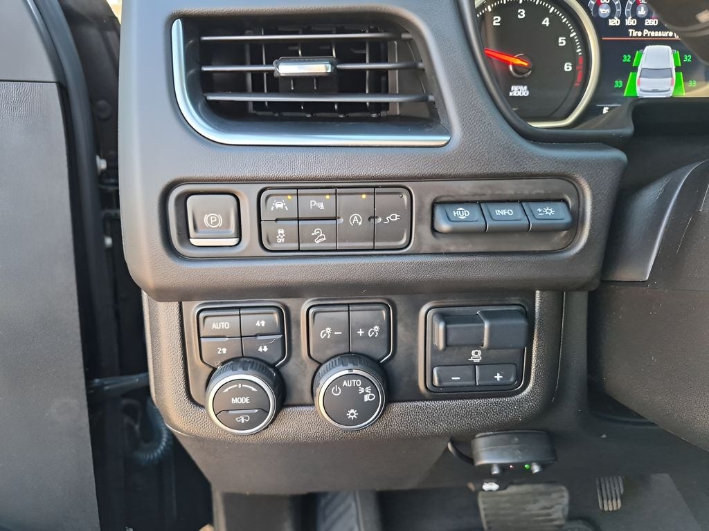 2021 Chevrolet Suburban High Country