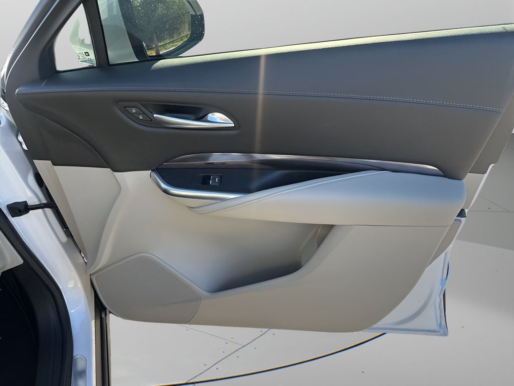 2022 Cadillac XT4 Luxury