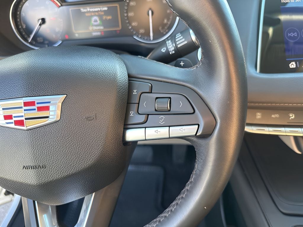 2022 Cadillac XT4 Luxury