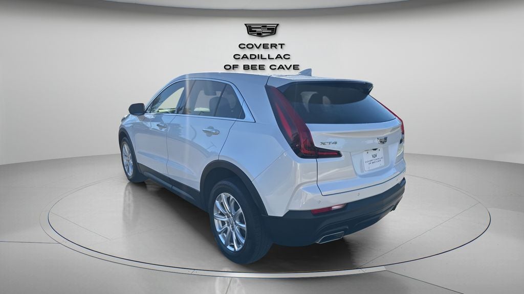 2022 Cadillac XT4 Luxury