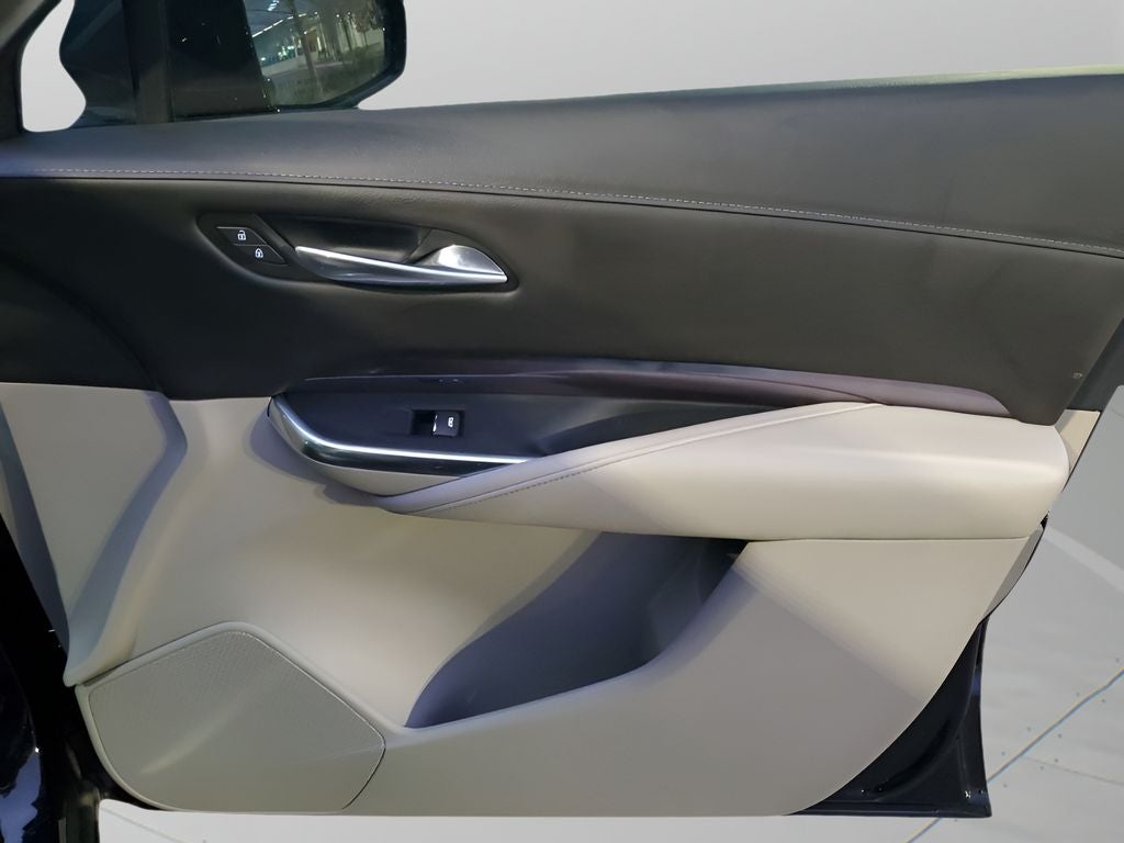 2021 Cadillac XT4 Luxury