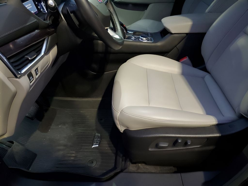 2021 Cadillac XT4 Luxury