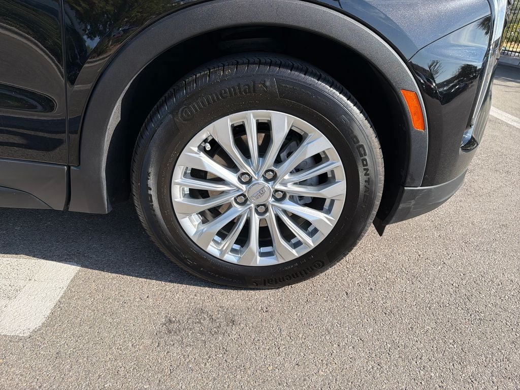 2024 Cadillac XT4 Luxury