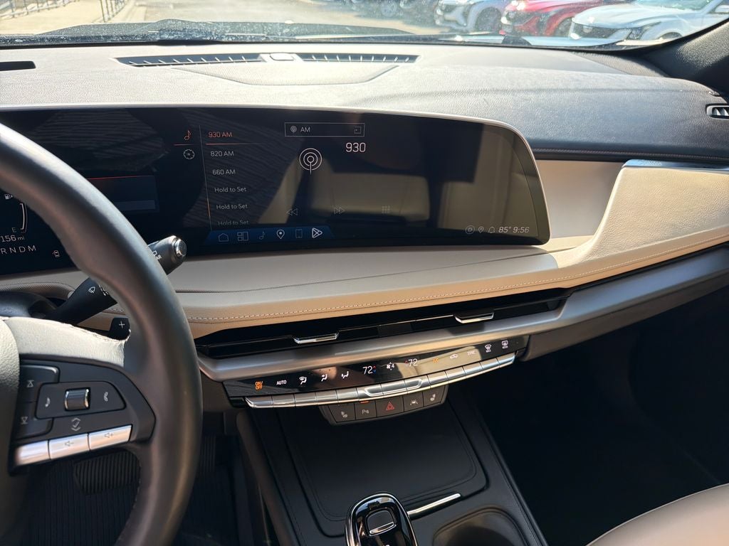 2024 Cadillac XT4 Luxury