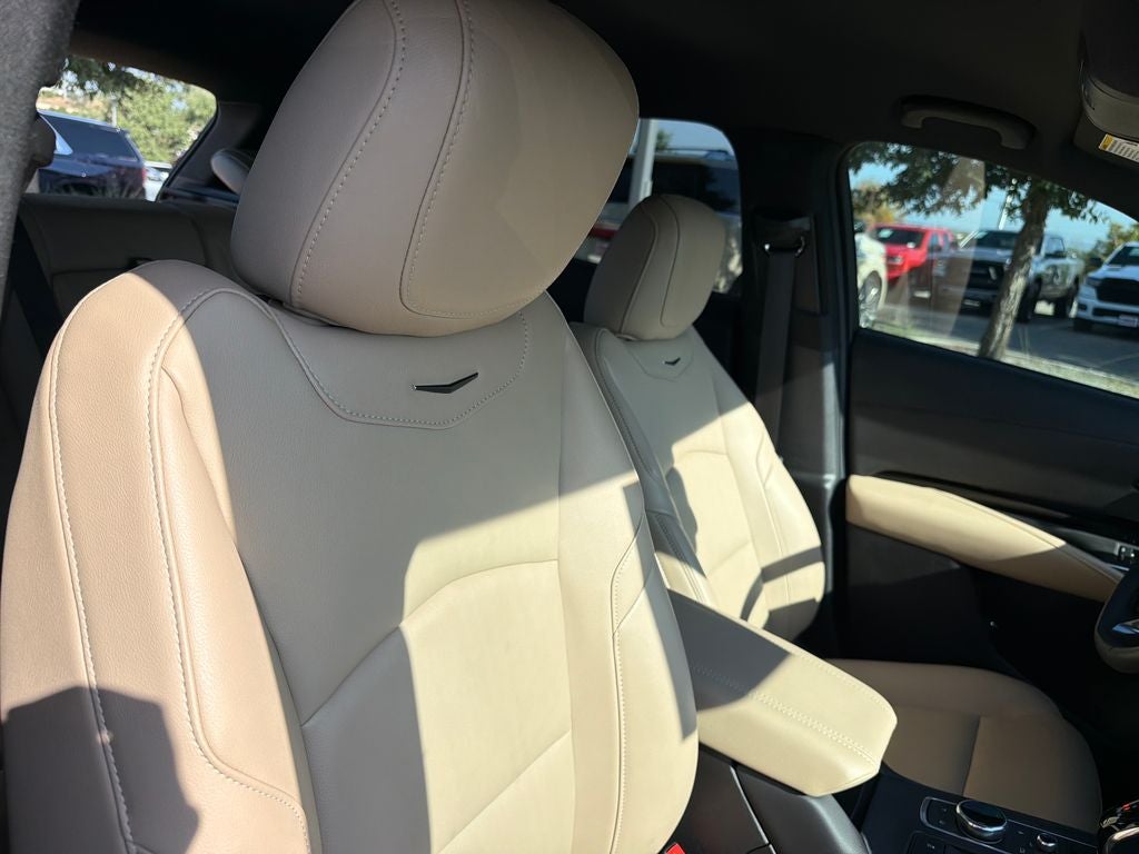 2024 Cadillac XT4 Luxury