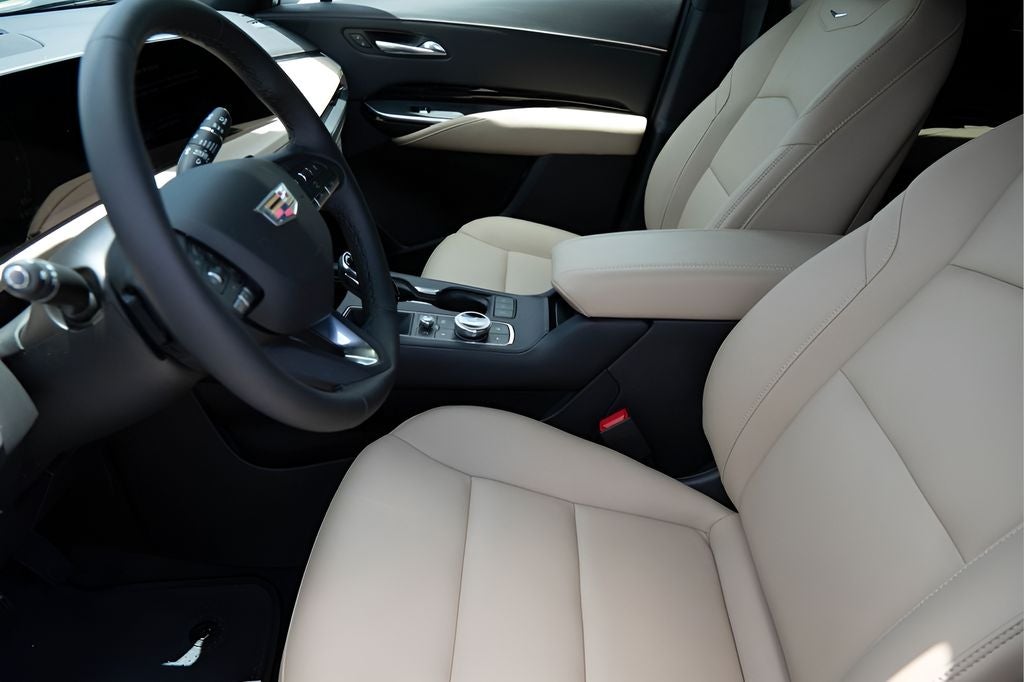 2024 Cadillac XT4 Luxury