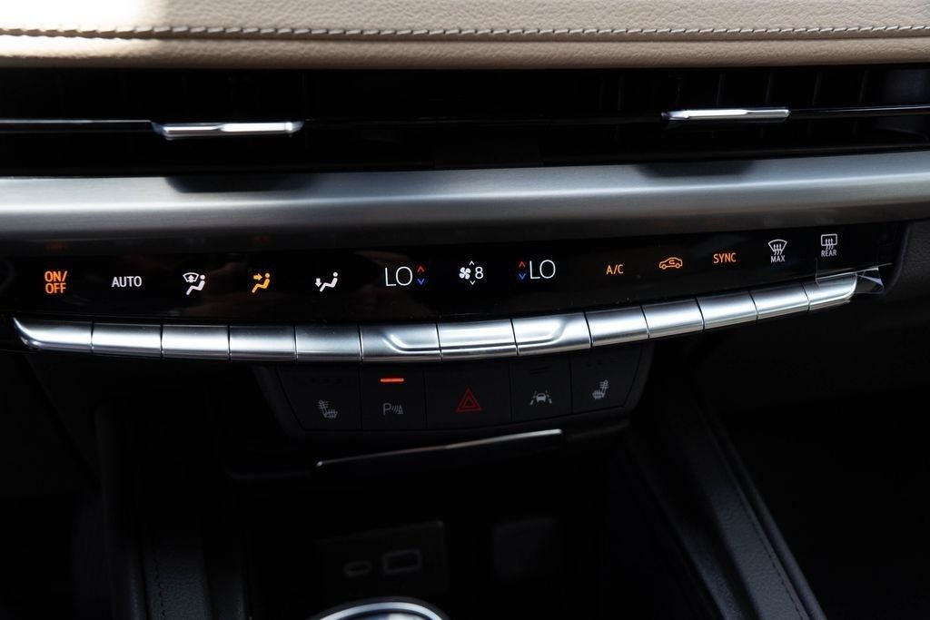 2024 Cadillac XT4 Luxury