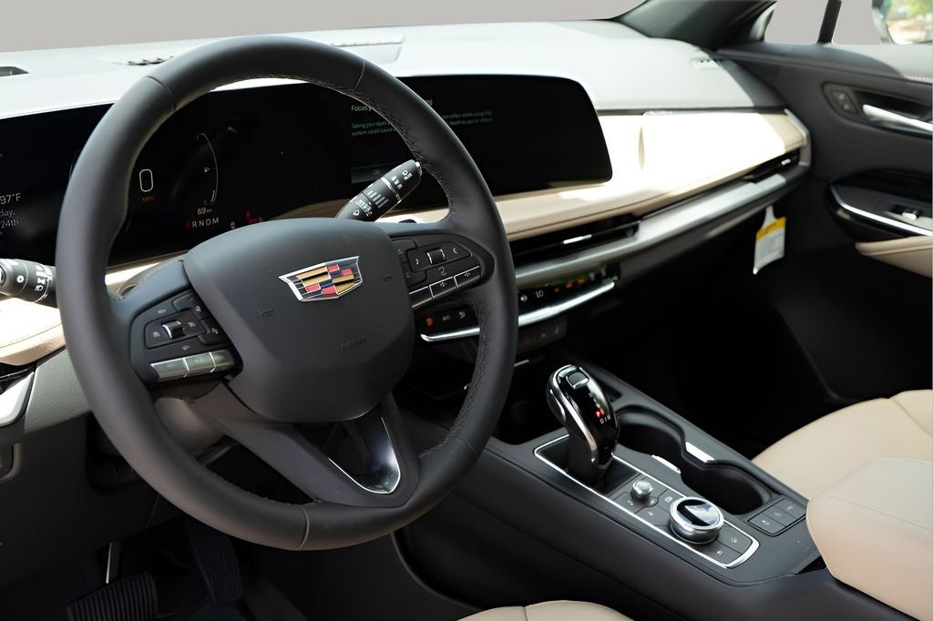 2024 Cadillac XT4 Luxury