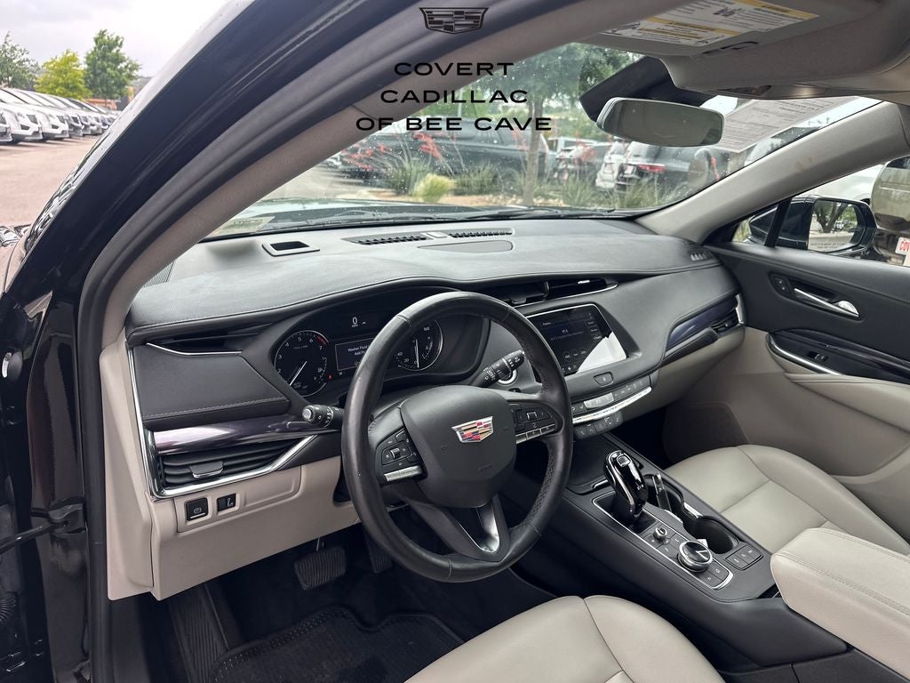 2023 Cadillac XT4 Luxury