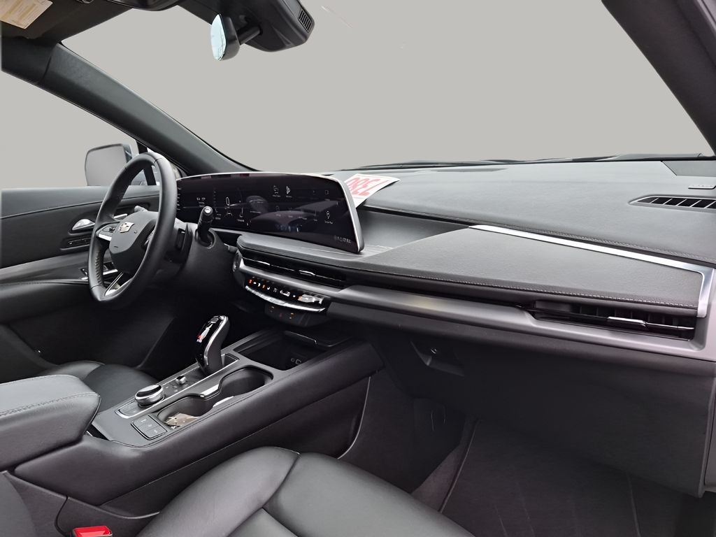 2025 Cadillac XT4 Premium Luxury