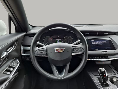 2021 Cadillac XT4 Premium Luxury