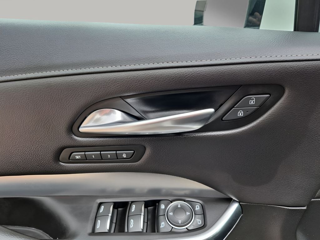 2021 Cadillac XT4 Premium Luxury