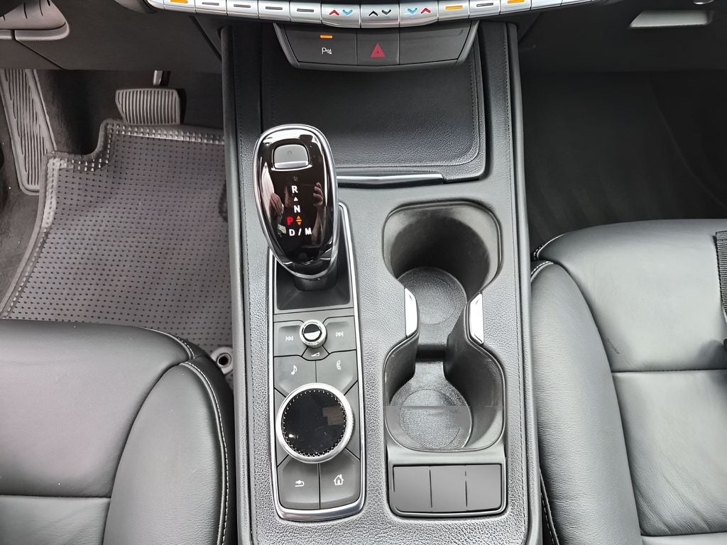 2021 Cadillac XT4 Premium Luxury