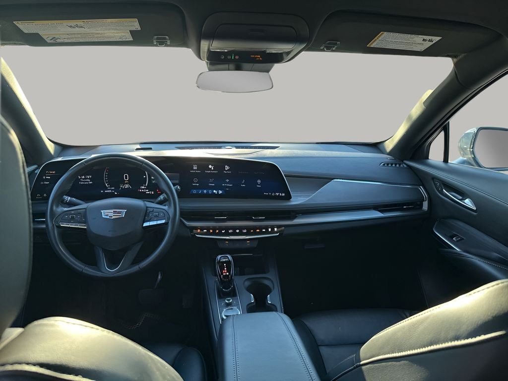 2024 Cadillac XT4 Premium Luxury