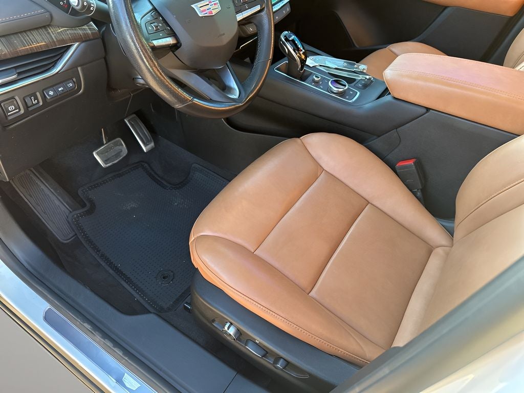 2023 Cadillac XT4 Sport