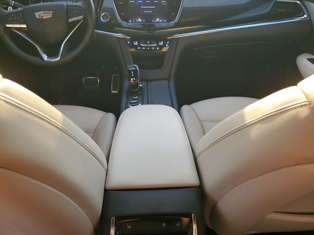 2022 Cadillac XT6 Sport