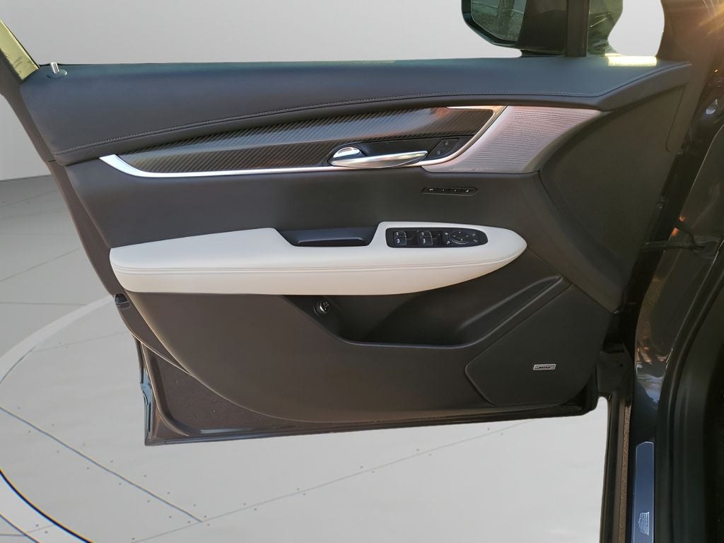 2022 Cadillac XT6 Sport