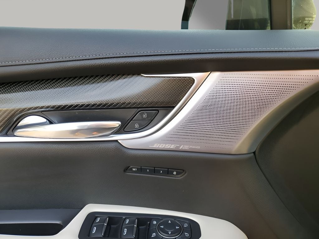 2022 Cadillac XT6 Sport