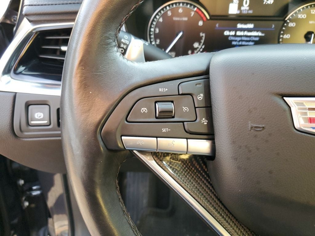 2022 Cadillac XT6 Sport