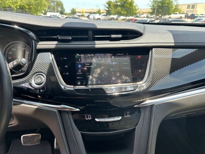 2025 Cadillac XT6 Sport