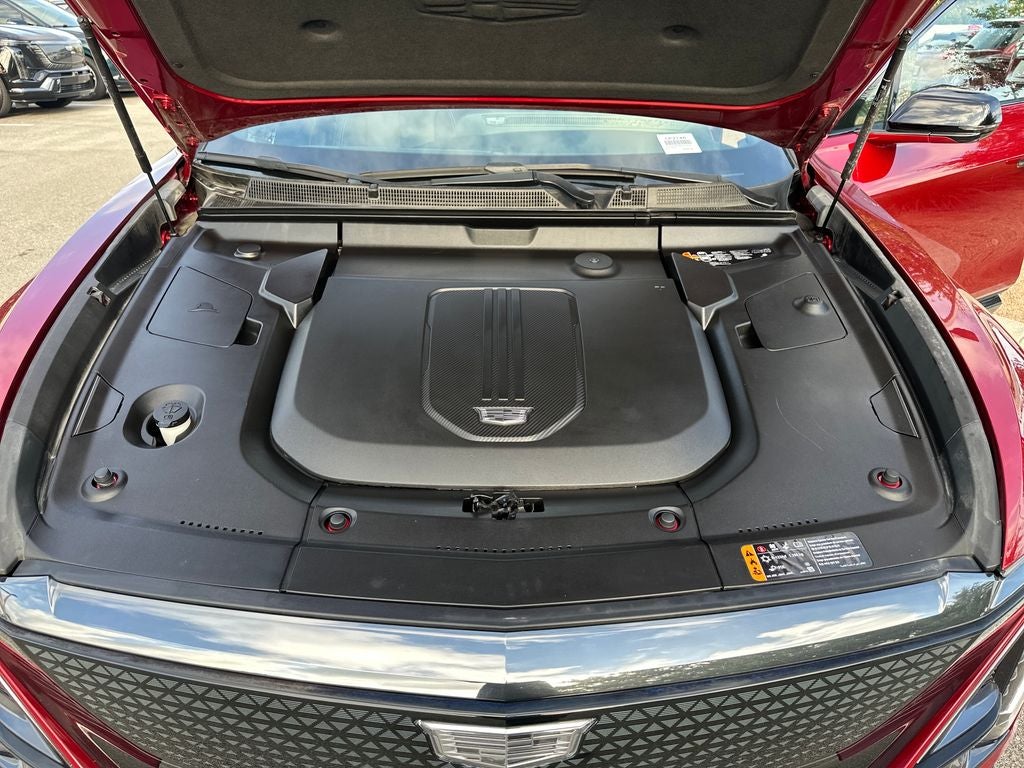 2024 Cadillac LYRIQ Sport