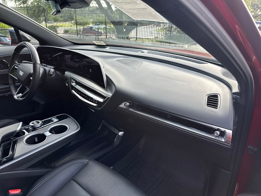 2024 Cadillac LYRIQ Sport