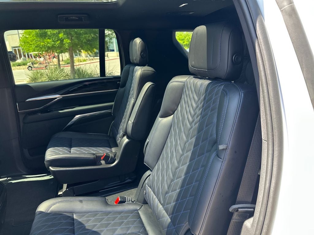 2026 Cadillac ESCALADE IQL Luxury