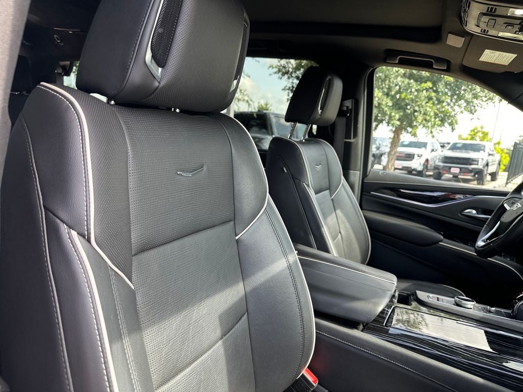 2021 Cadillac Escalade Sport