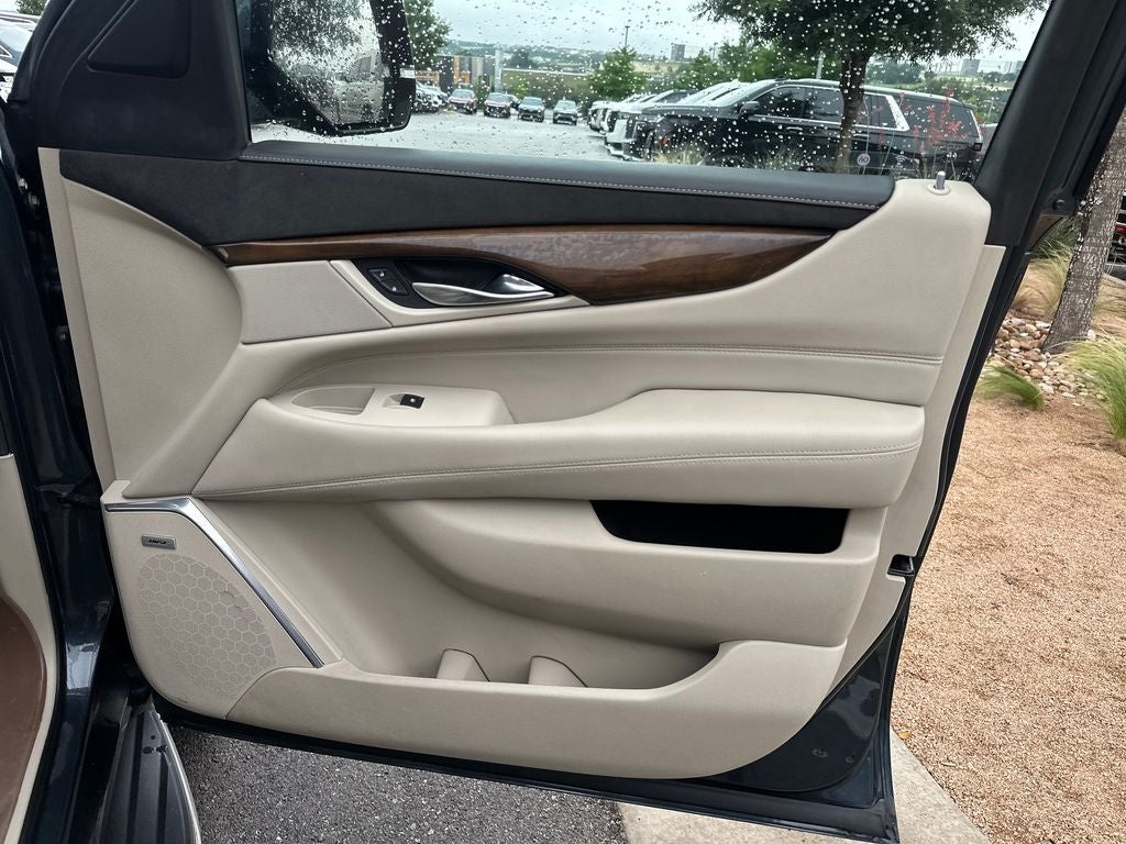 2020 Cadillac Escalade ESV Luxury