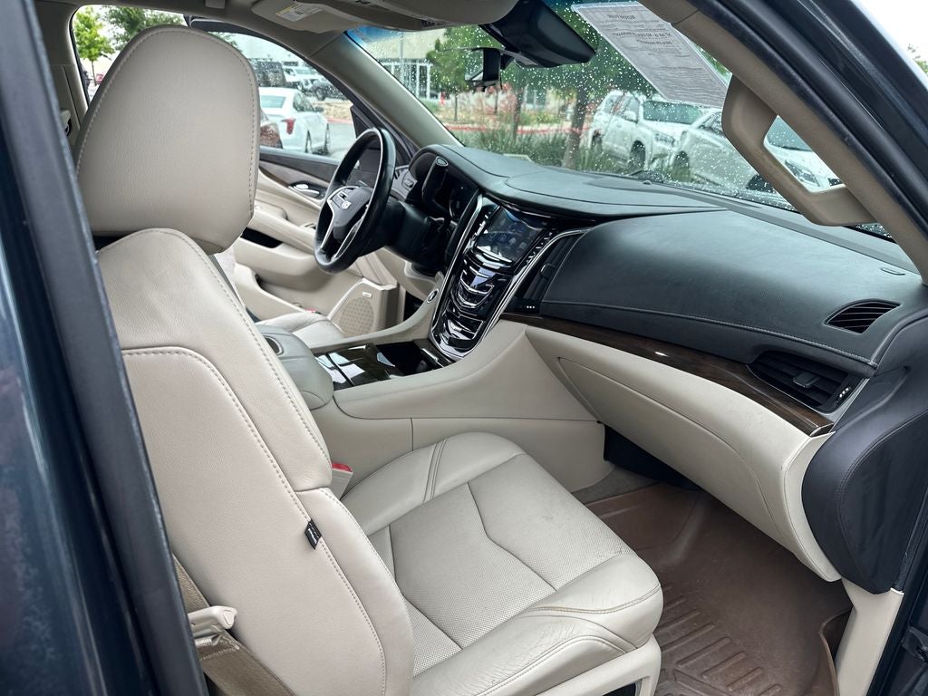 2020 Cadillac Escalade ESV Luxury