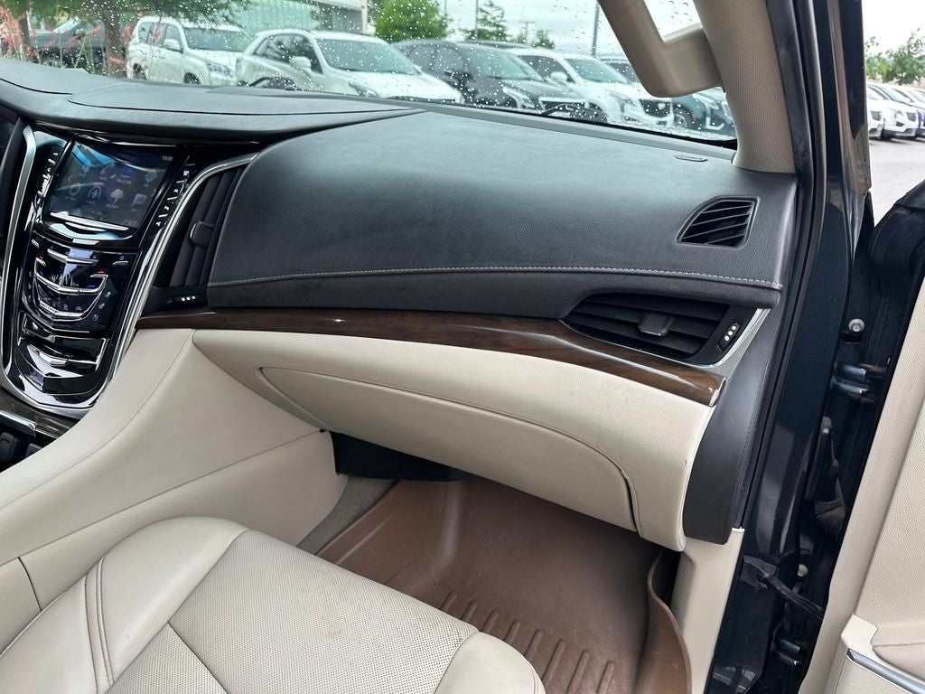 2020 Cadillac Escalade ESV Luxury