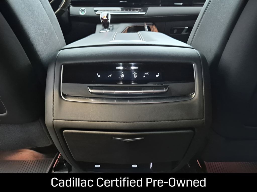 2023 Cadillac Escalade ESV Luxury