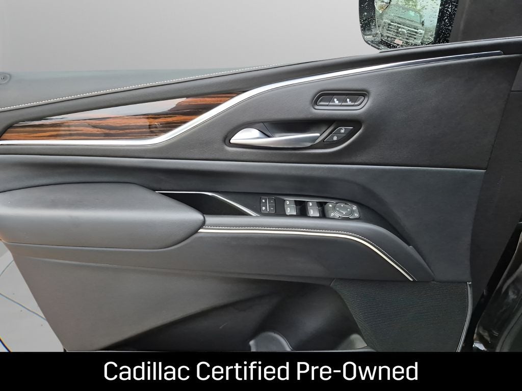 2023 Cadillac Escalade ESV Luxury