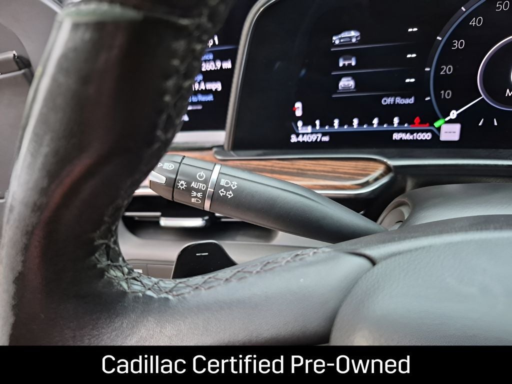 2023 Cadillac Escalade ESV Luxury