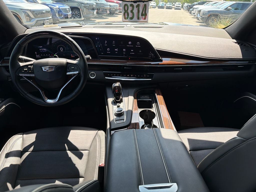 2023 Cadillac Escalade ESV Premium