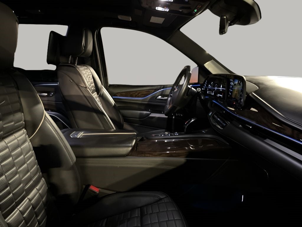 2023 Cadillac Escalade ESV Premium Luxury Platinum